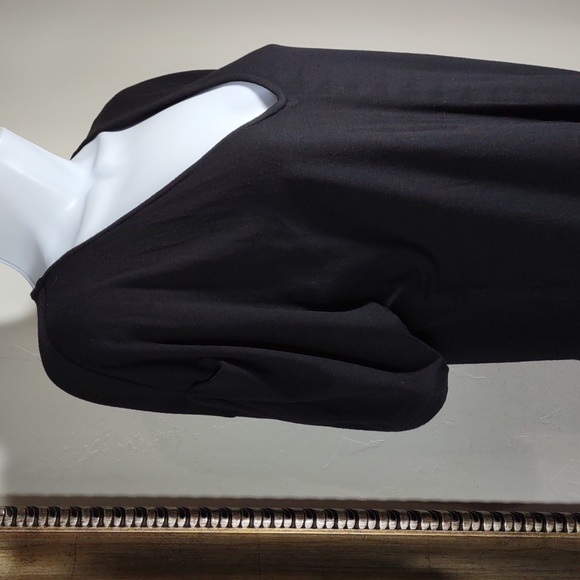 Passport V Neck Tee w/ Ruched Sleeves - Picture 2 of 7